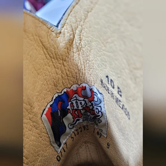 Anna Sui x Yippee Ki Yay by Old Gringo Boots - Picture 9 of 10